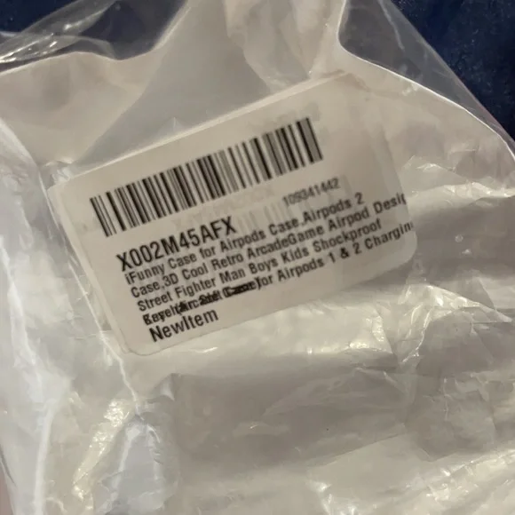 NEW Street Fighter arcade game AirPod case - Picture 4 of 4